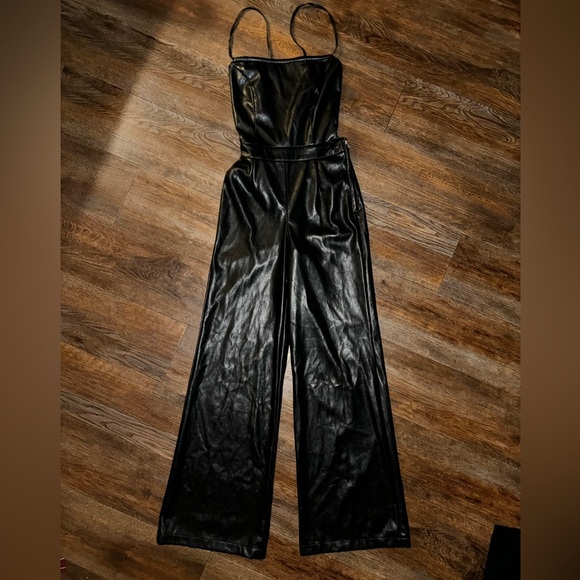 Good American Women’s Vacay Faux Leather Jumpsuit - Picture 2 of 6